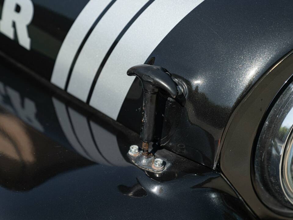 Image 14/50 of Jeep CJ-8 (1984)