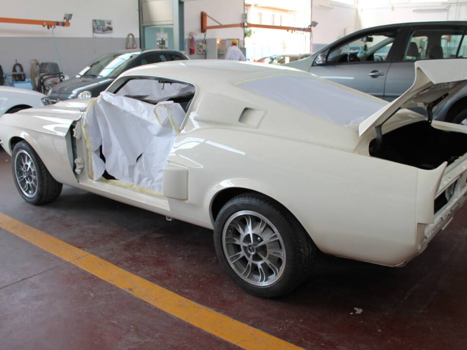Image 15/53 of Ford Mustang GT 390 (1967)