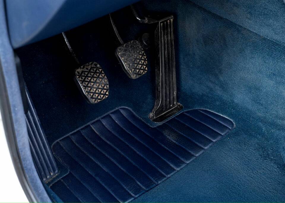 Afbeelding 7/8 van BMW 525i (1993)