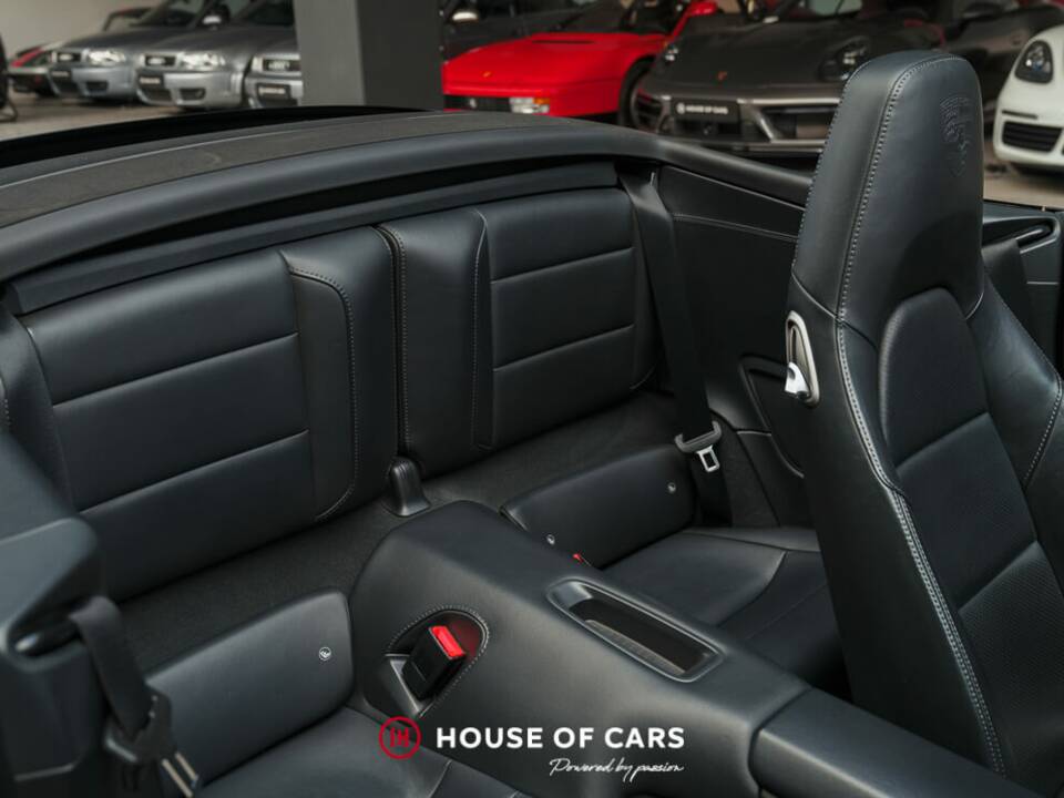 Bild 20/25 von Porsche 911 Carrera 4S (2013)