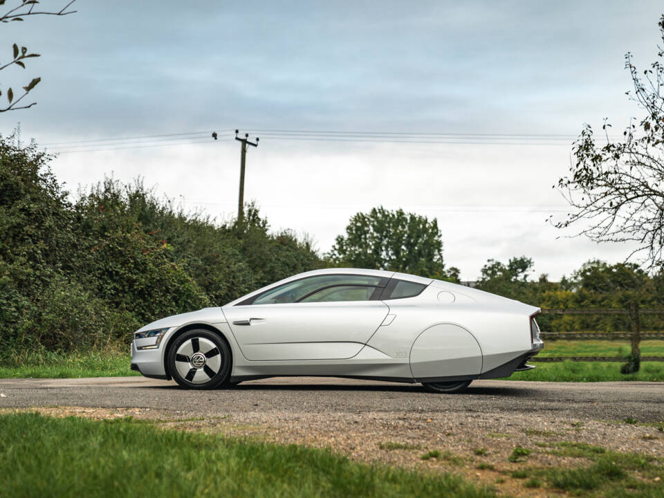 Bild 10/99 von Volkswagen XL1 (2015)