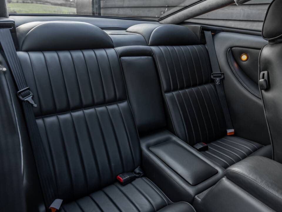 Imagen 8/58 de Aston Martin V8 Coupé (1997)