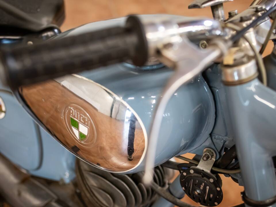 Image 14/16 de Puch 175 SV (1953)