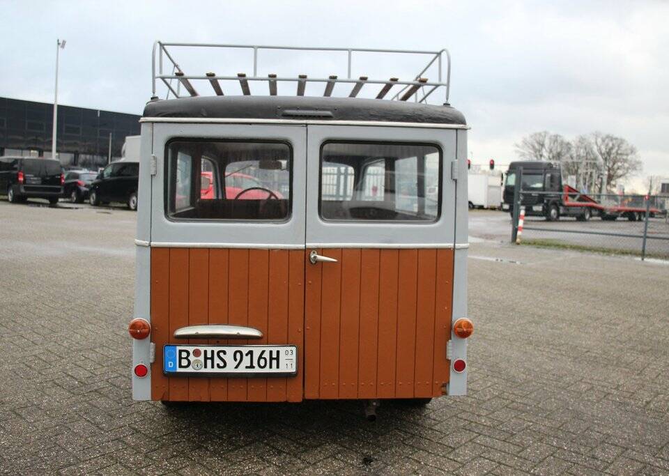 Image 6/8 of DKW Meisterklasse (1951)