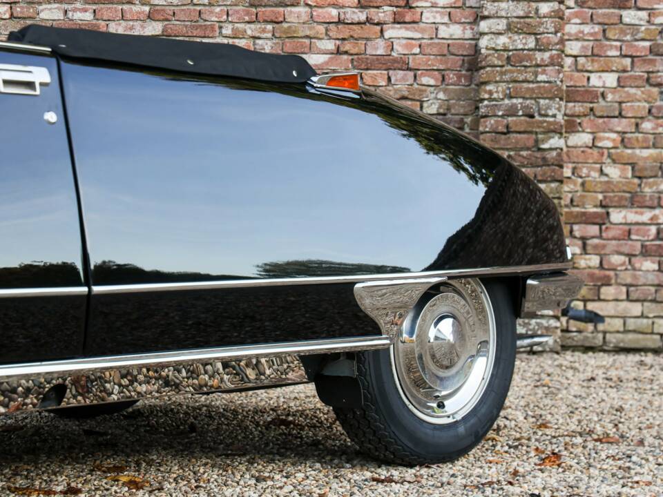 Bild 25/50 von Citroën DS 23 Injection (1973)