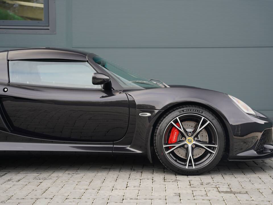 Image 24/50 of Lotus Exige S (2014)