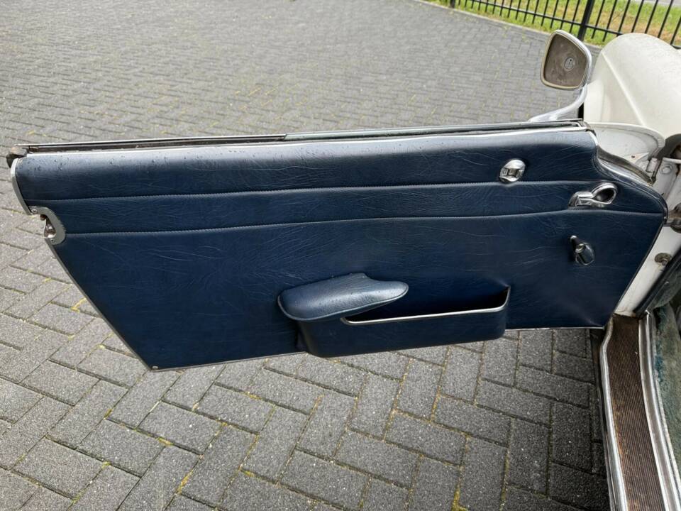 Bild 13/50 von Mercedes-Benz 230 SL (1966)