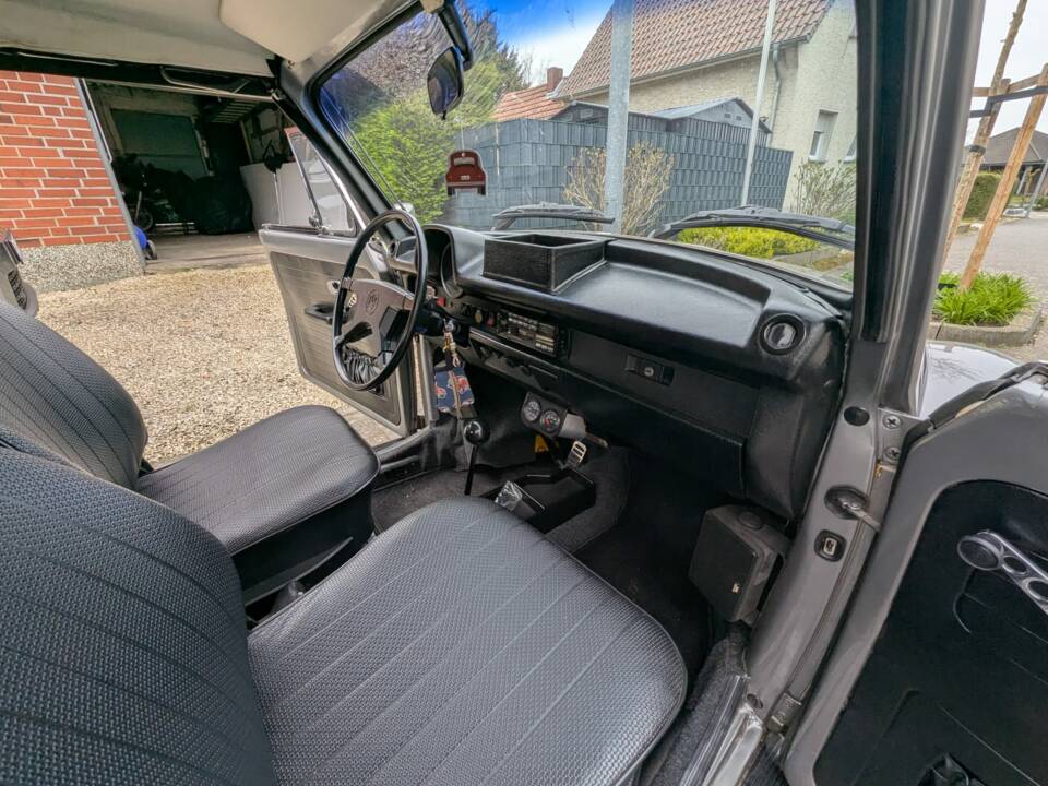 Image 8/27 of Volkswagen Beetle 1303 LS (1977)