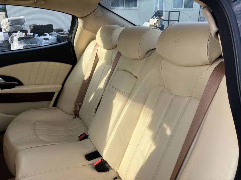 Image 32/46 of Maserati Quattroporte S 4.7 (2010)