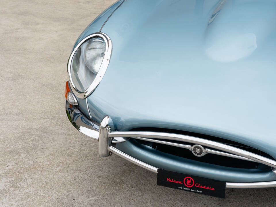 Afbeelding 18/79 van Jaguar E-Type 4.2 (1967)