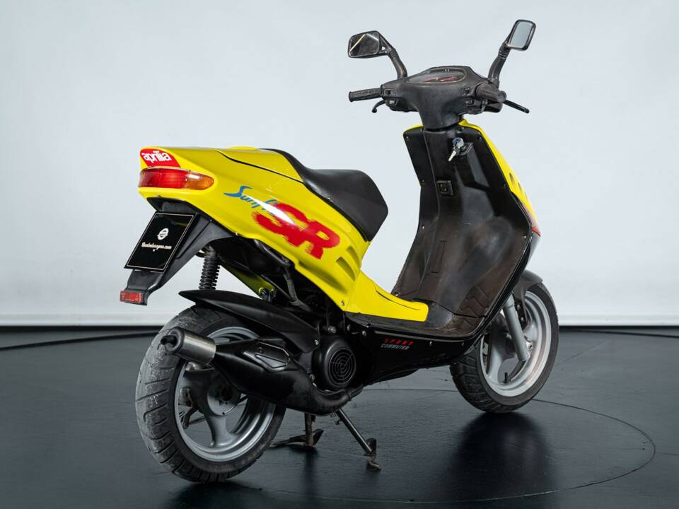 Image 6/19 of Aprilia DUMMY (1993)