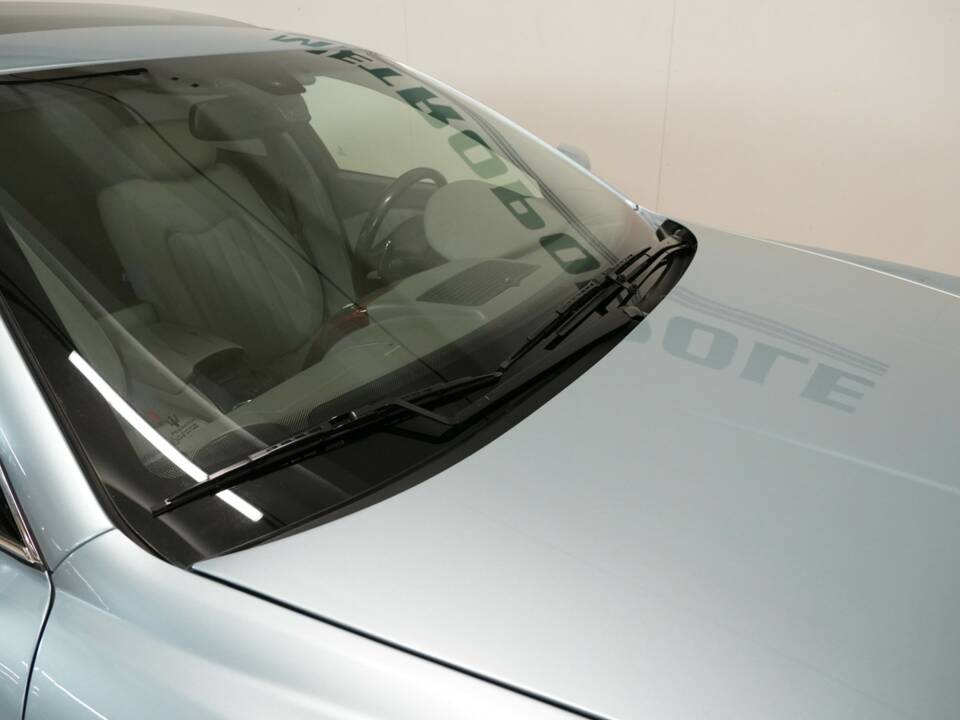 Bild 15/38 von Maserati Quattroporte 4.2 (2005)