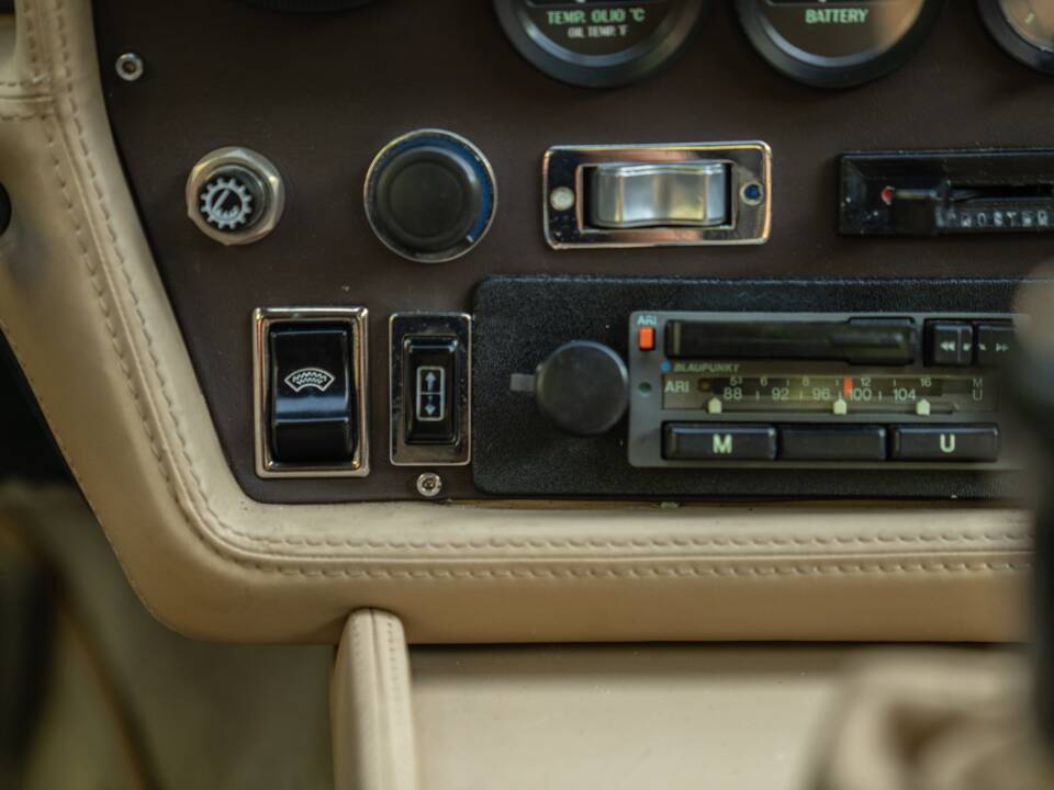 Imagen 24/85 de Maserati Khamsin (1974)