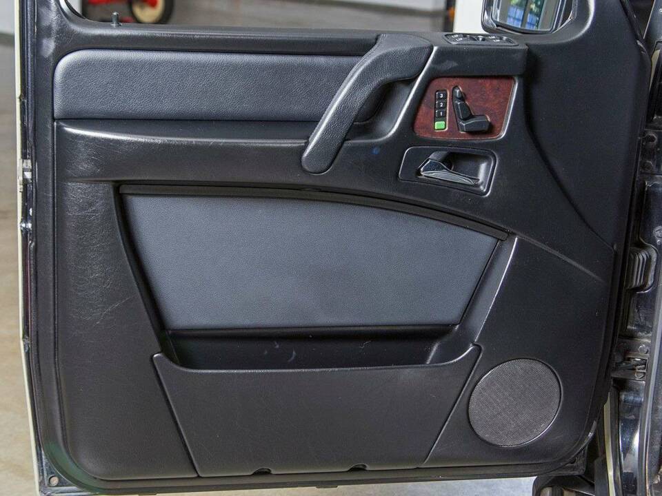 Immagine 14/19 di Mercedes-Benz G 500 (LWB) (2012)