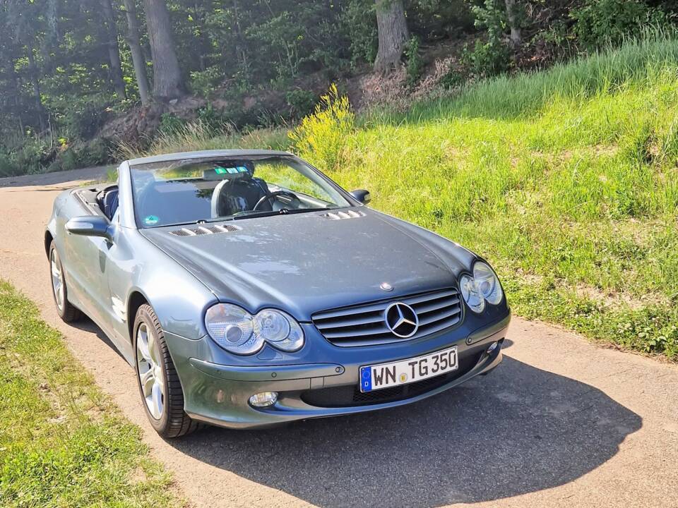 Image 2/26 de Mercedes-Benz SL 350 (2004)