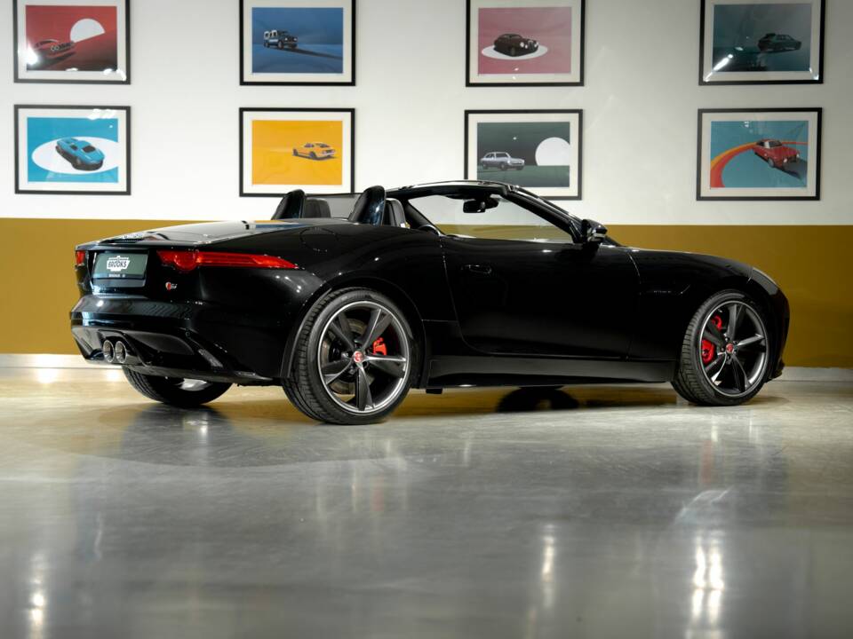 Bild 19/44 von Jaguar F-Type S (2014)