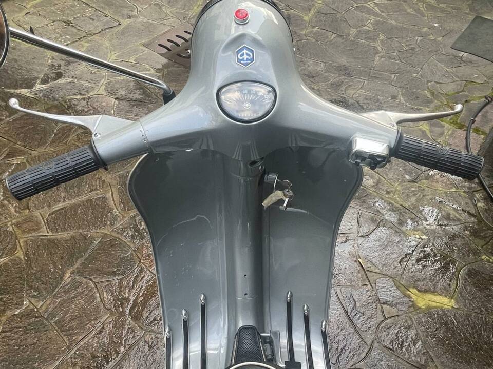 Bild 7/8 von Piaggio Vespa 150 Sprint Veloce (1970)