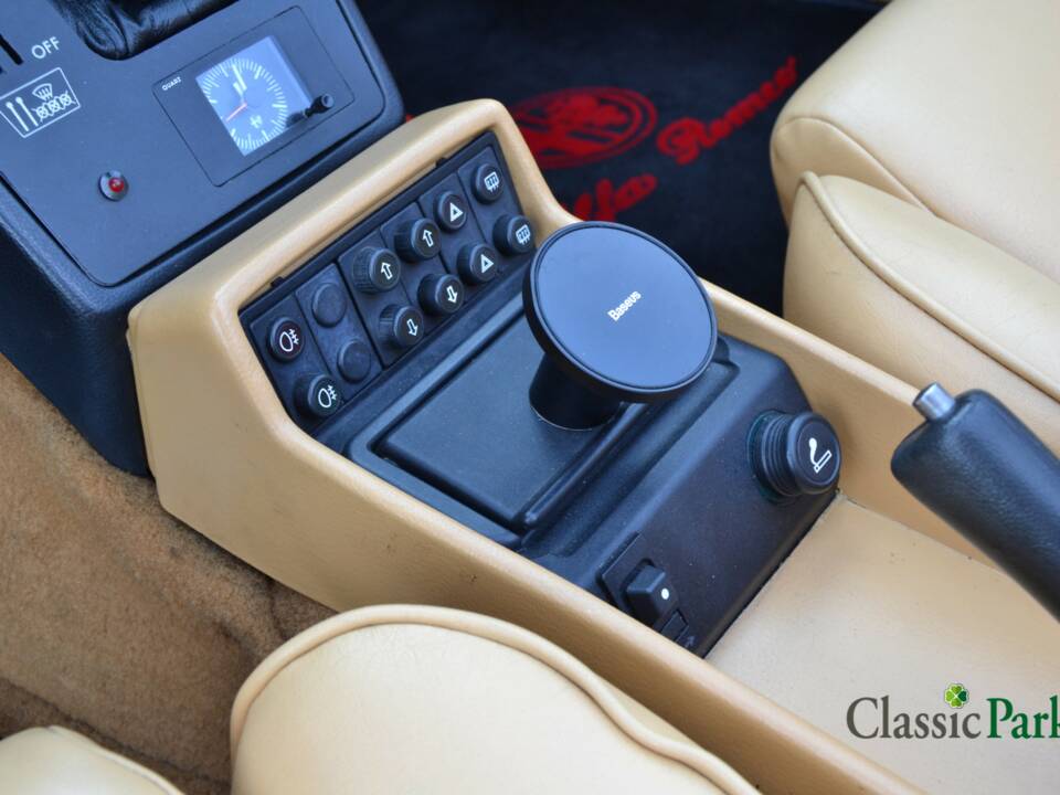 Image 48/50 of Alfa Romeo 2.0 Spider (1990)