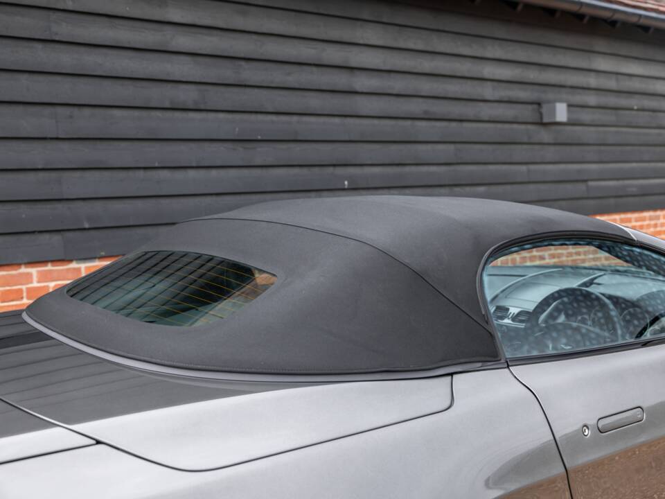 Bild 37/84 von Aston Martin V12 Vantage AMR Roadster (2018)