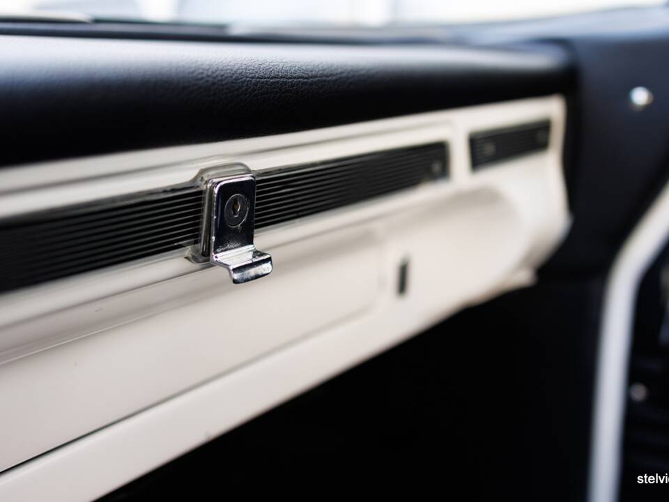 Image 32/40 de Alfa Romeo Giulia 1600 TI (1967)