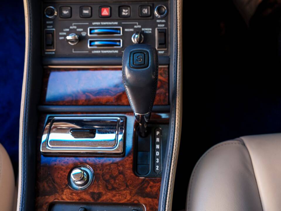 Image 21/26 of Bentley Continental R Mulliner (2001)