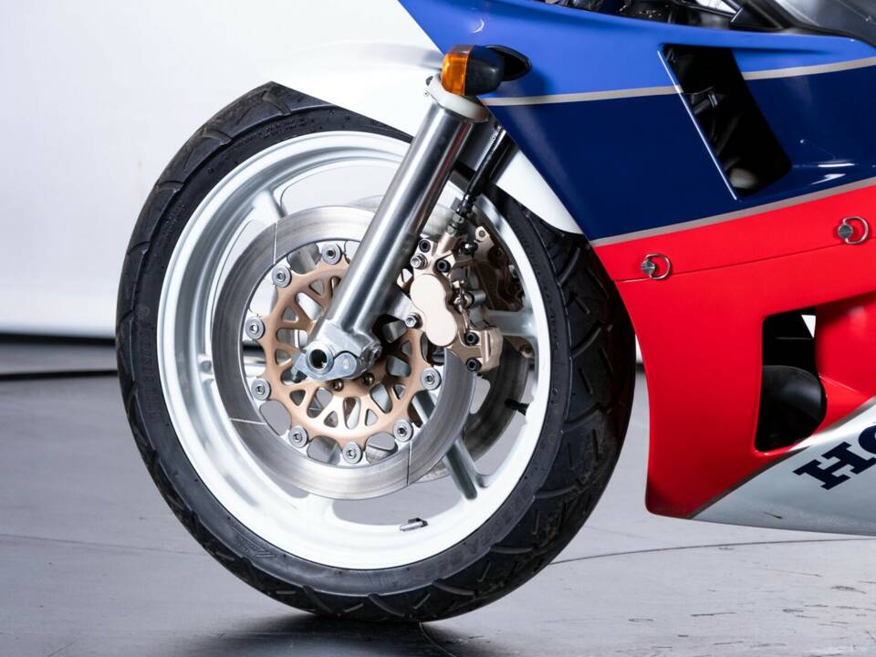 Bild 14/50 von Honda DUMMY (1989)