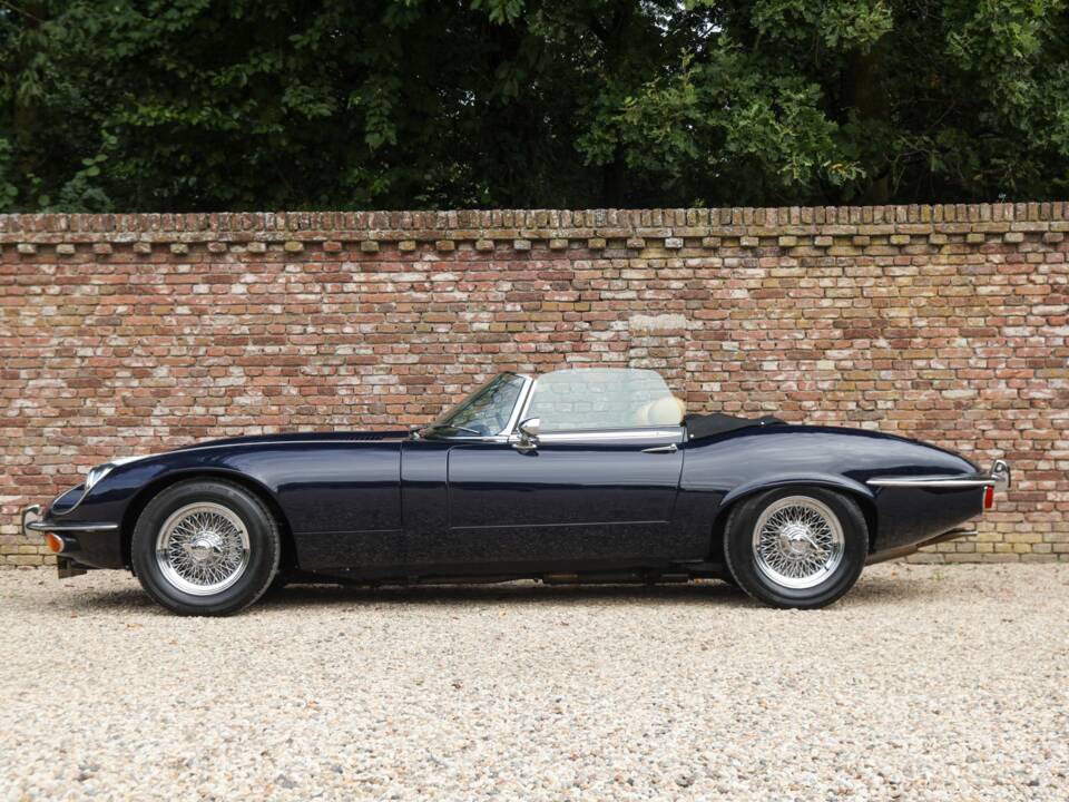 Obraz 10/50 pojazdu Jaguar E-Type V12 (1973)