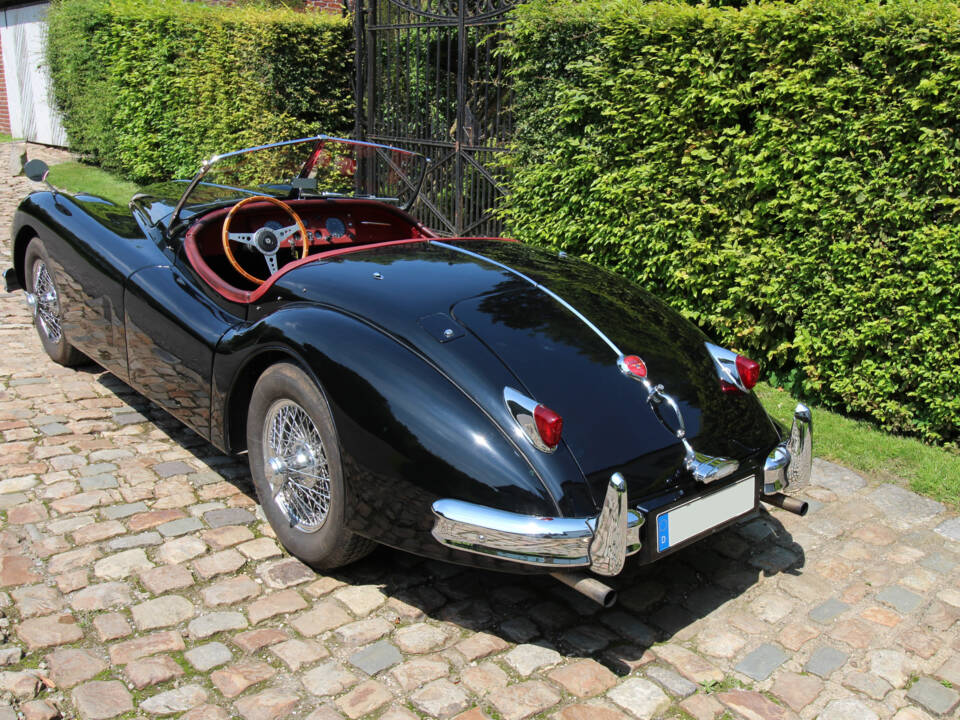 Bild 3/11 von Jaguar XK 140 OTS (1956)