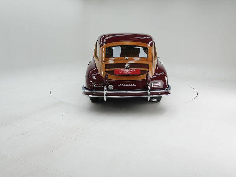 Afbeelding 7/15 van Packard Eight Station Sedan (1947)