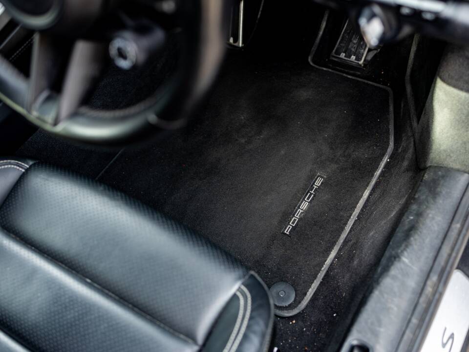 Bild 50/50 von Porsche 911 Carrera 4S (2019)