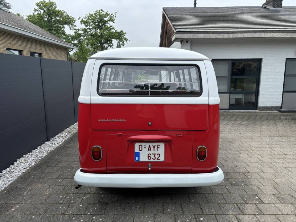 Image 8/8 of Volkswagen T1 Kombi (1967)