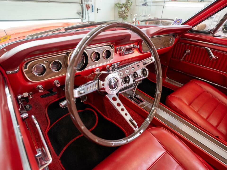 Image 23/35 of Ford Mustang 289 (1965)