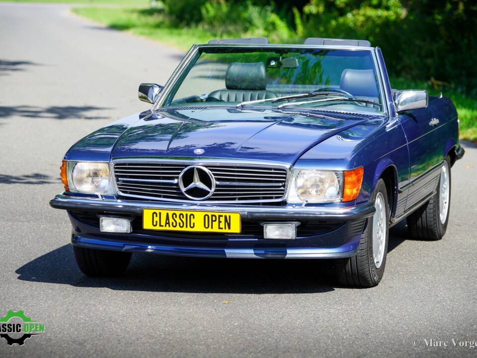 Immagine 22/60 di Mercedes-Benz 420 SL (1987)