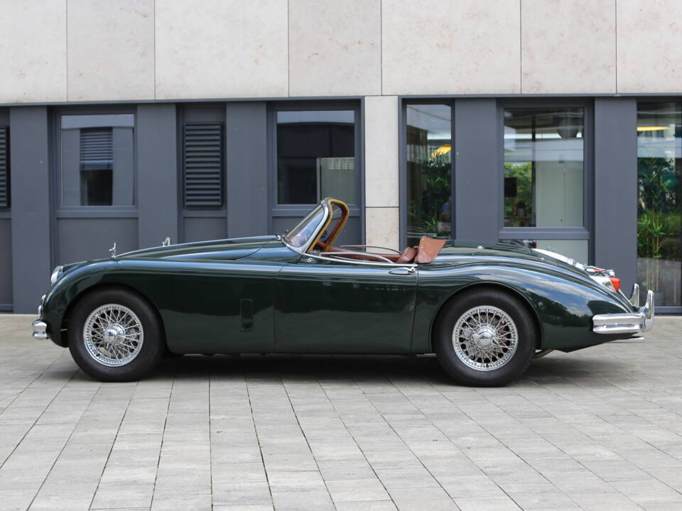 Image 3/31 of Jaguar XK 150 3.4 S OTS (1958)