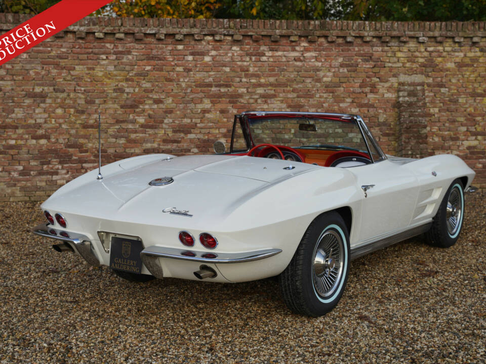 Image 2/50 of Chevrolet Corvette Sting Ray Convertible (1963)