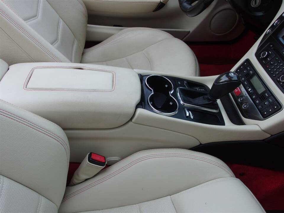 Image 60/99 of Maserati GranCabrio Sport (2015)