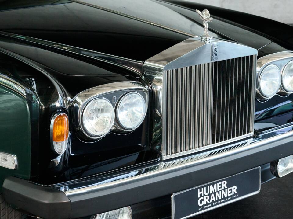 Imagen 29/50 de Rolls-Royce Silver Shadow II (1977)
