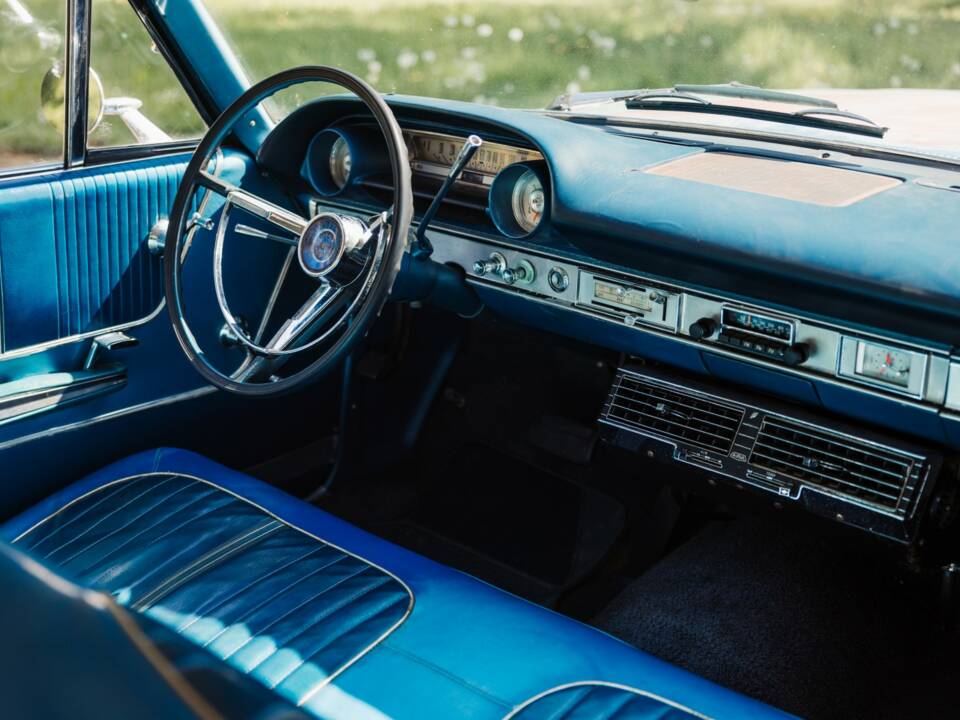 Immagine 13/20 di Ford Country Squire Station Wagon (1964)