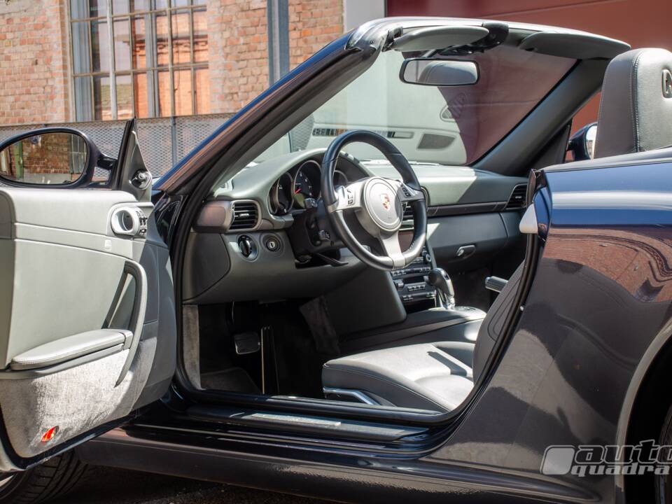 Image 10/15 of Porsche 911 Carrera (2008)