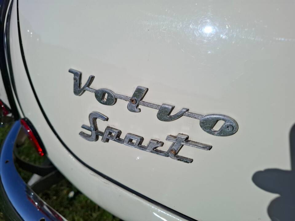 Image 36/41 of Volvo PV 544 Sport (1962)