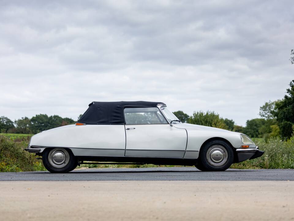 Bild 7/50 von Citroën ID 19 Break (1967)
