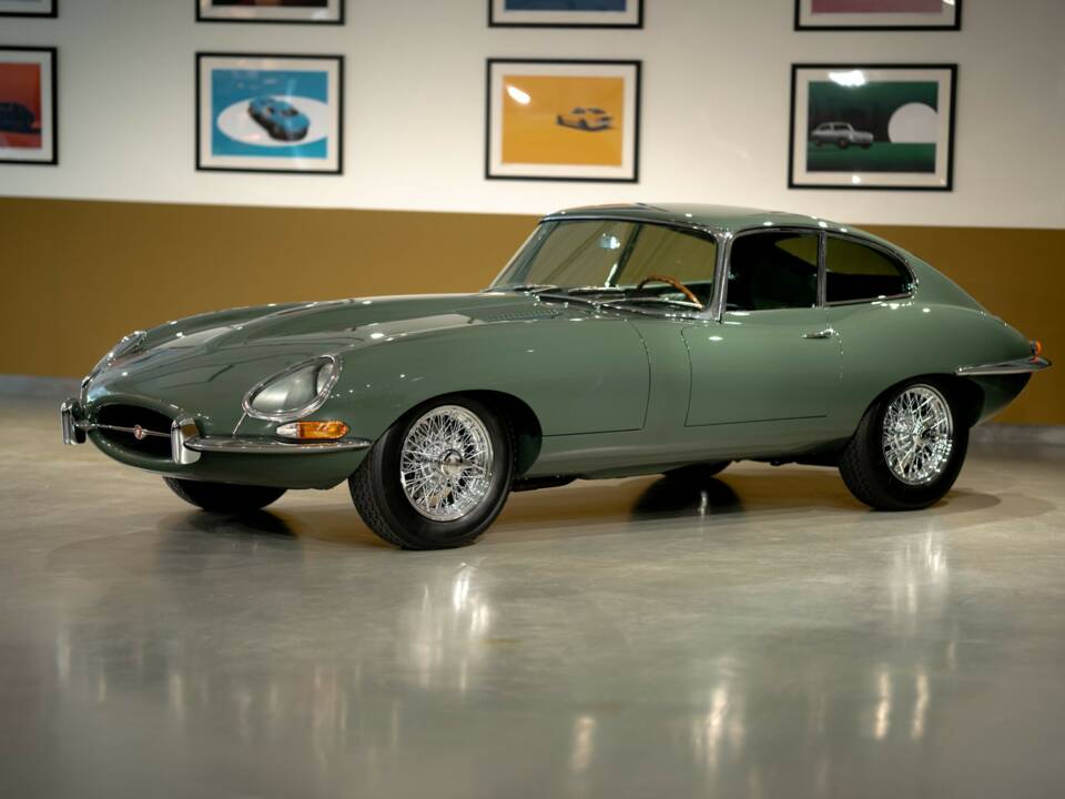 Image 3/50 of Jaguar E-Type 4.2 (1966)