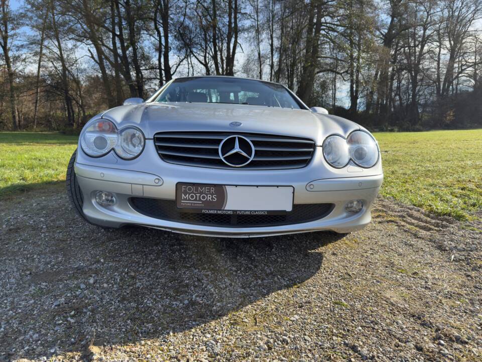 Image 80/89 of Mercedes-Benz SL 500 (2002)
