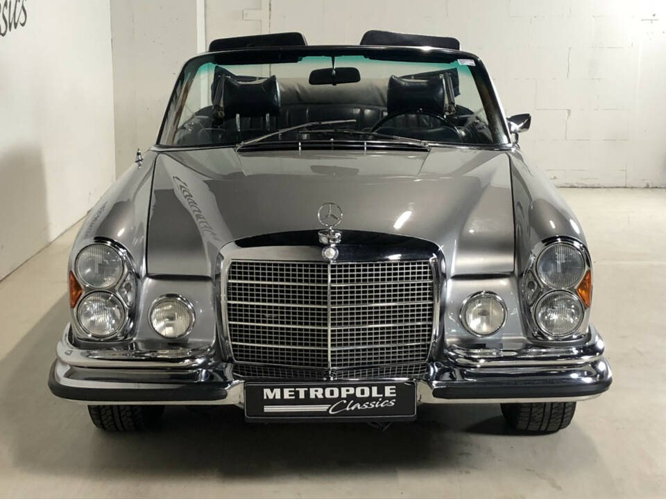 Imagen 15/31 de Mercedes-Benz 280 SE 3,5 (1970)