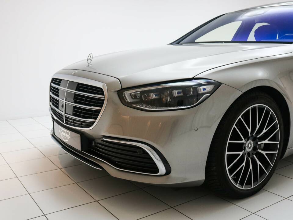 Bild 15/22 von Mercedes-Benz S 500 4MATIC (2021)
