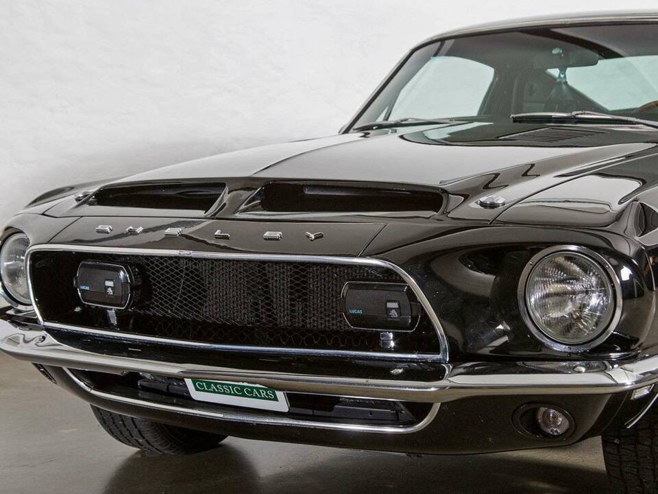 Image 2/20 of Ford Shelby GT 350 (1968)