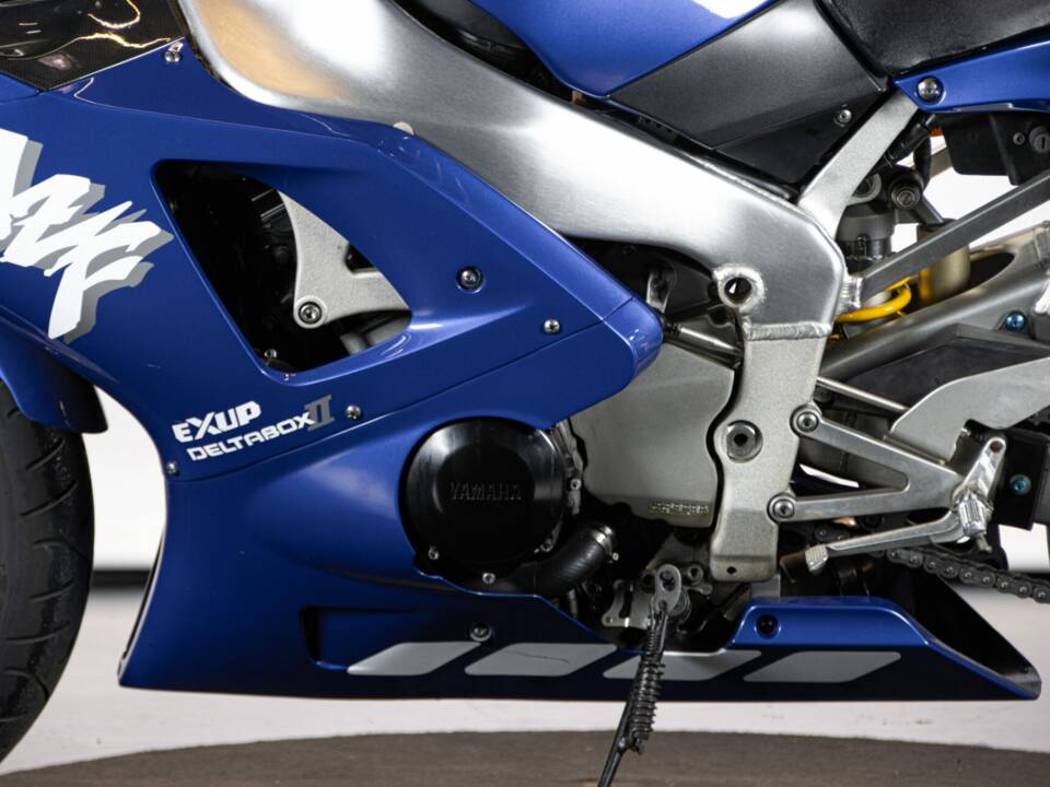 Immagine 22/50 di Yamaha YZF 1000 R1 (1998)