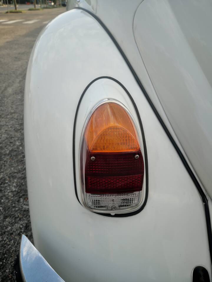 Bild 25/160 von Volkswagen Käfer 1300 (1971)