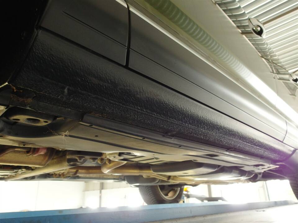 Image 83/99 of Porsche Cayenne Turbo (2007)