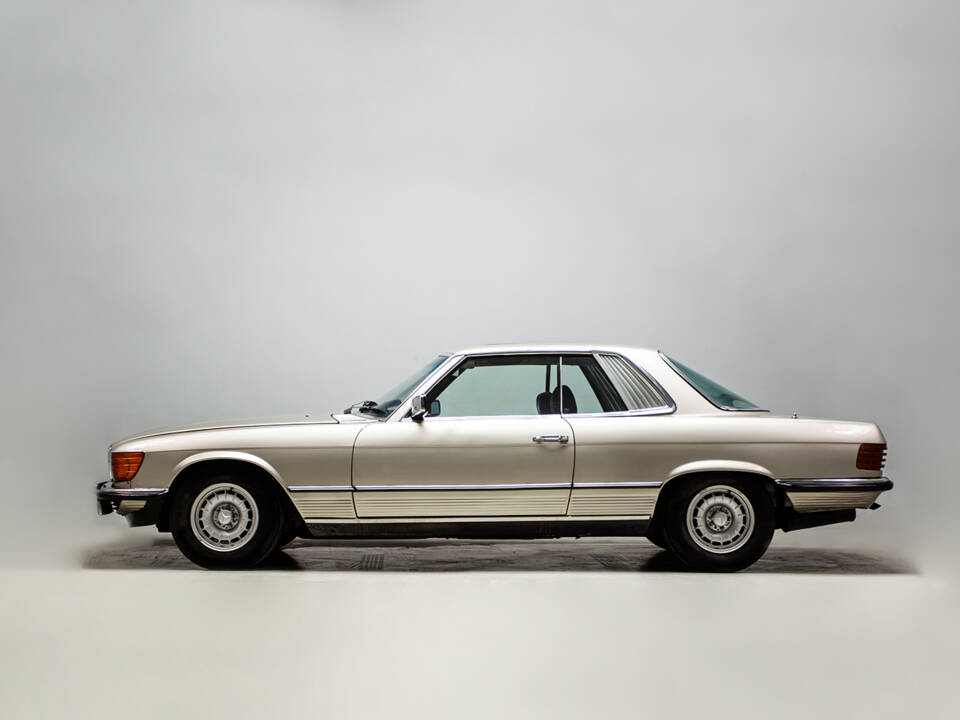 Immagine 5/31 di Mercedes-Benz 450 SLC (1977)